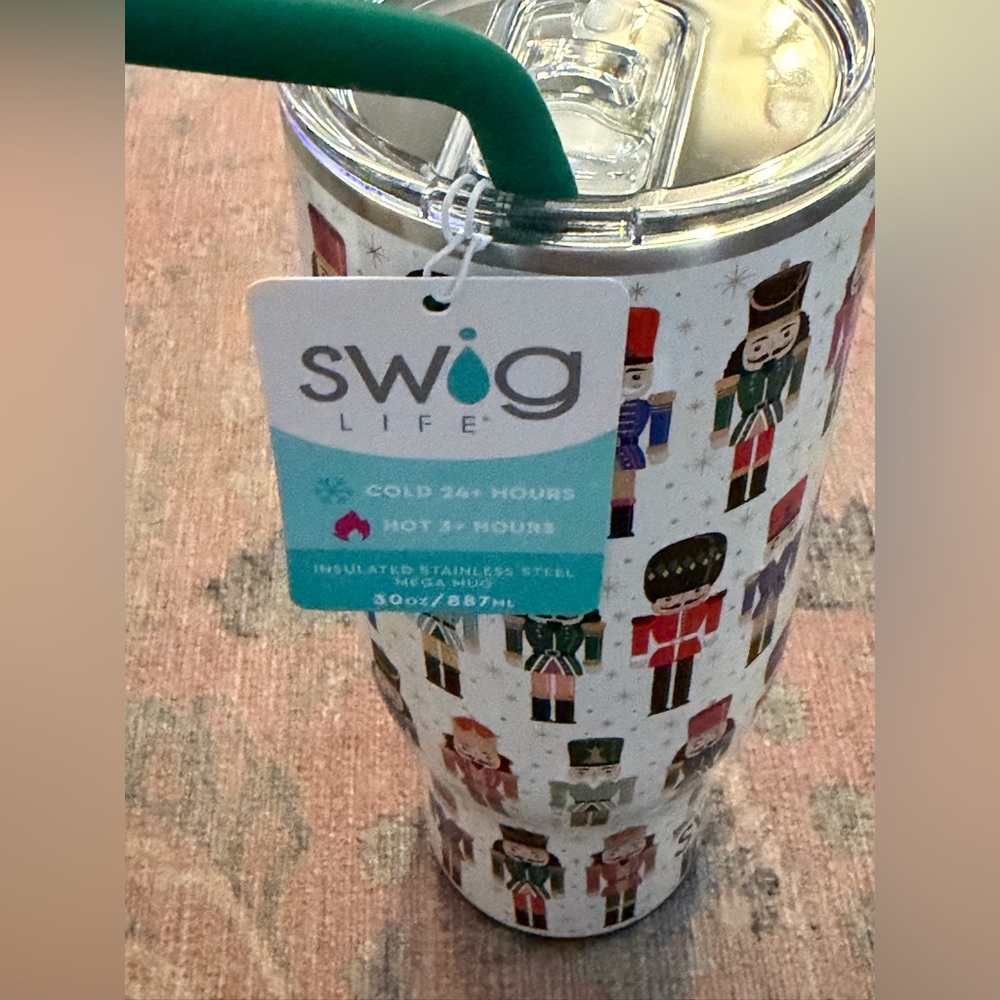 SWIG LIFE 30oz Insulated Tumbler W/ Handle, Lid & Straw in Classic Nutcracker - Picture 5 of 12